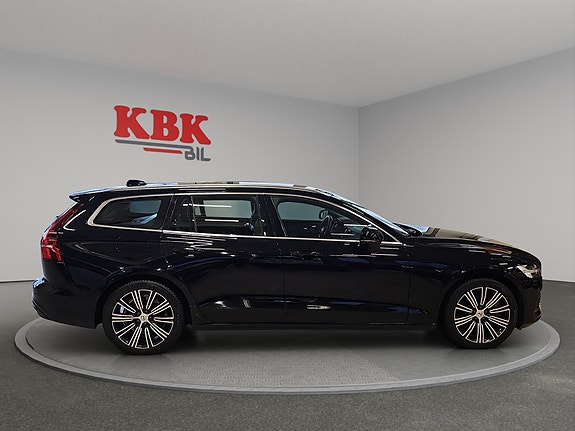 Volvo V60 4 of 30