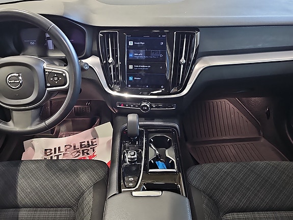 Volvo V60 24 of 30