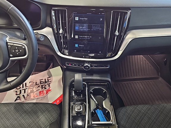 Volvo V60 25 of 30