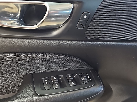 Volvo V60 19 of 30