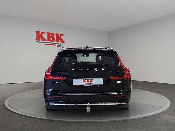 Volvo V60 9 of 30