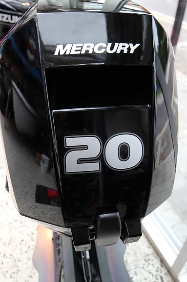 Mercury F-20EH Kort stamme. EL-start. Direkte innsprøytning 2 of 4