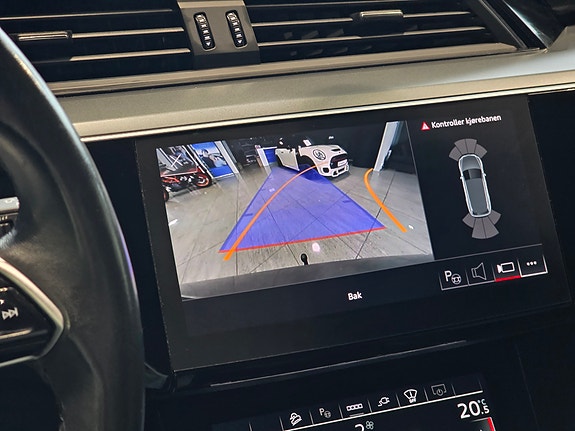 Audi Q7 27 of 30