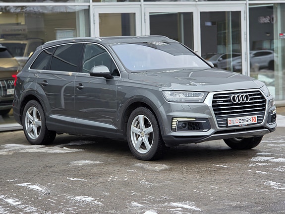 Audi Q7 9 of 30
