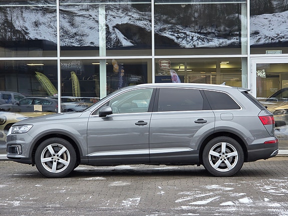 Audi Q7 6 of 30