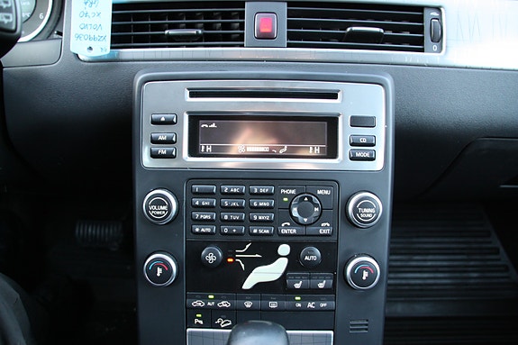 Volvo XC70 19 of 24