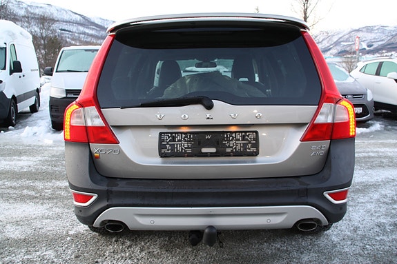 Volvo XC70 6 of 24