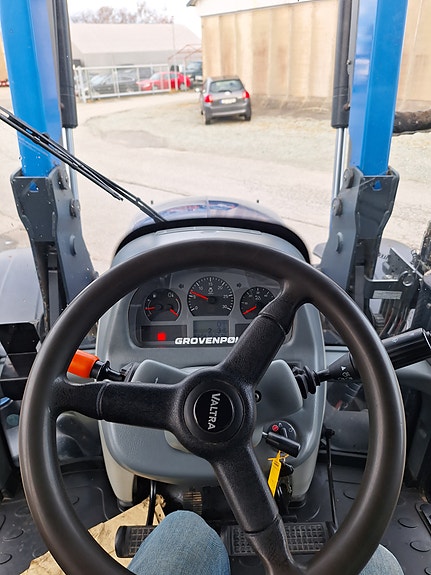 Valtra N163 Direct 2014, kr 695 000,-