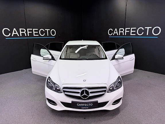 Mercedes-Benz E250 5 of 5