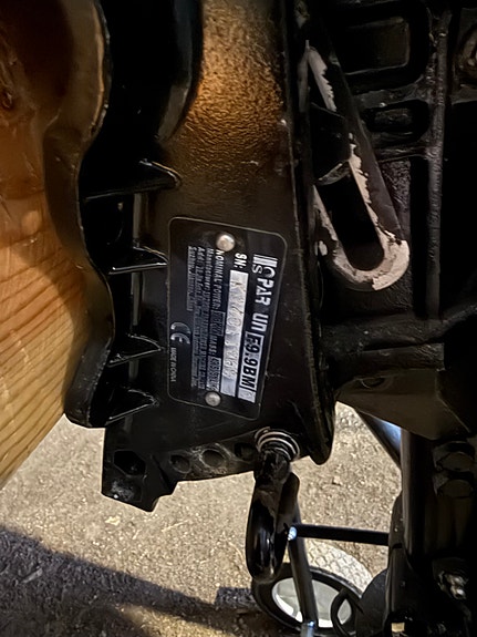 Parsun F9.9 (Samme som Yamaha) firetakter  lang stamme kan oppgraderes til 15 hk 5 of 5