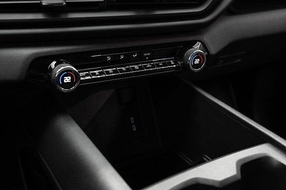 Chevrolet Silverado EV 13 of 28
