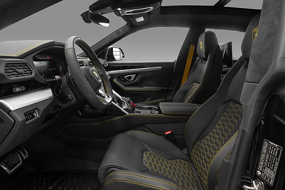 Lamborghini Urus 9 of 30