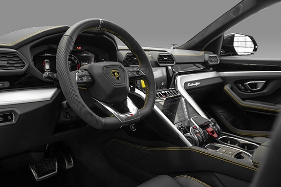 Lamborghini Urus 11 of 30