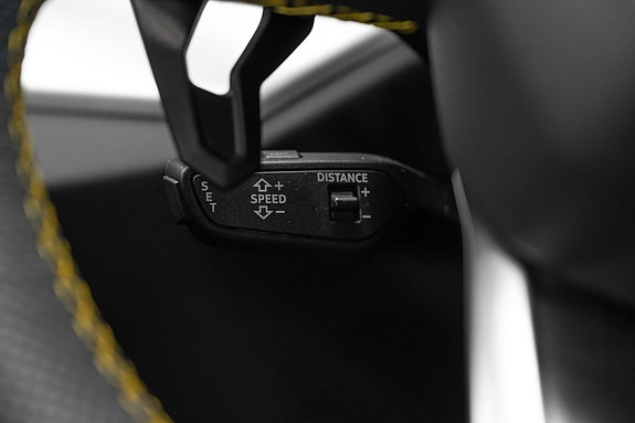 Lamborghini Urus 30 of 30