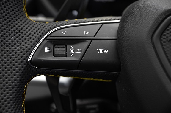 Lamborghini Urus 29 of 30
