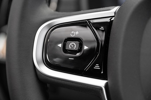 Volvo XC90 21 of 25