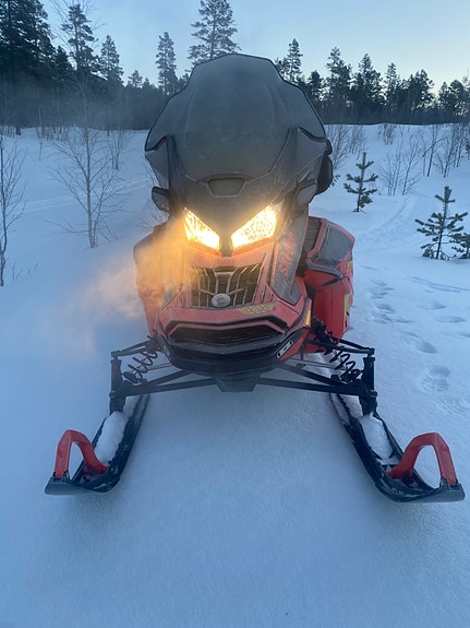 Ski-doo Expedition Xtreme 850 E-TEC 2 of 11