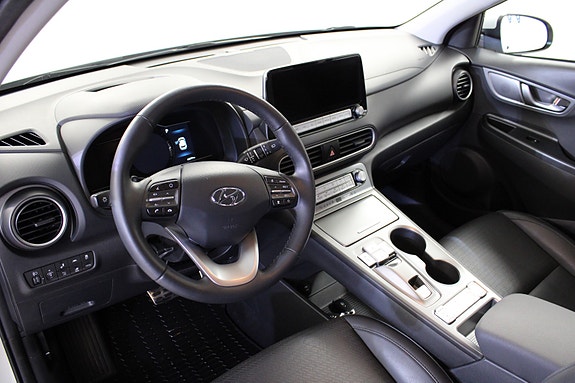 Hyundai Kona 7 of 30