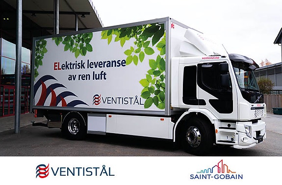 Vi har egne biler og egne sjåfører.