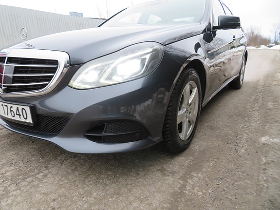 Mercedes-Benz E-Klasse 8 of 30