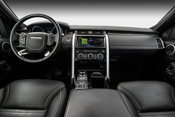 Land Rover Discovery 12 of 30
