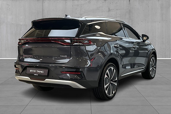 BYD Tang 5 of 5