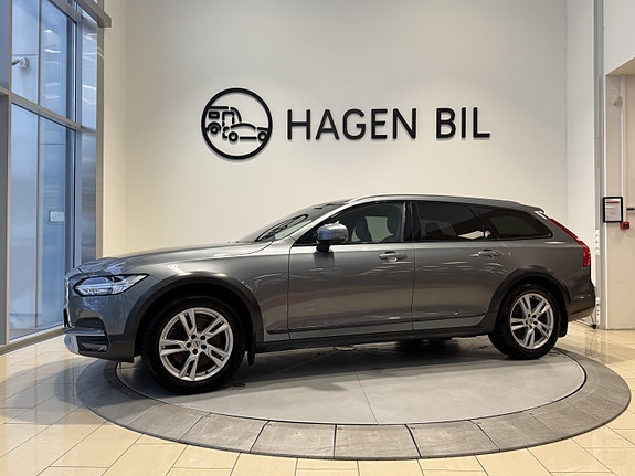 Volvo V90 Cross Country 3 of 30