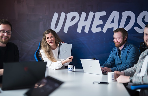 Upheads - IT som gir mening logo