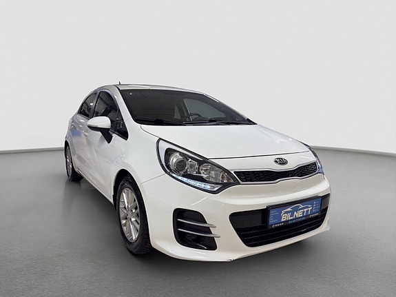 Kia Rio 4 of 5