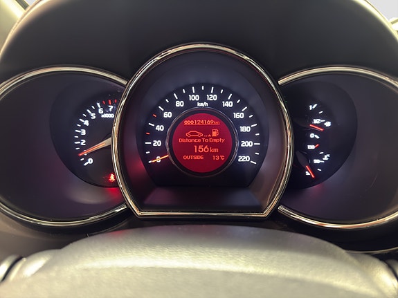Kia Rio 24 of 30