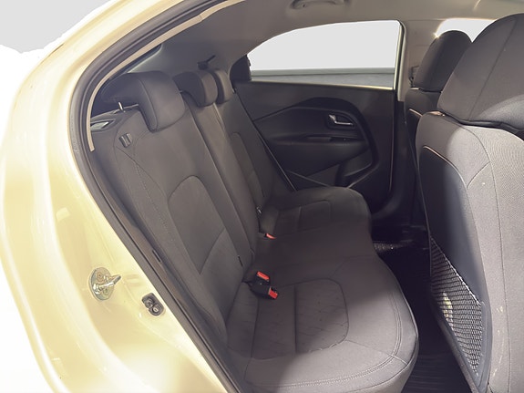 Kia Rio 15 of 30