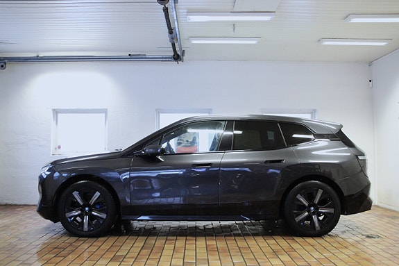 BMW iX 3 of 30