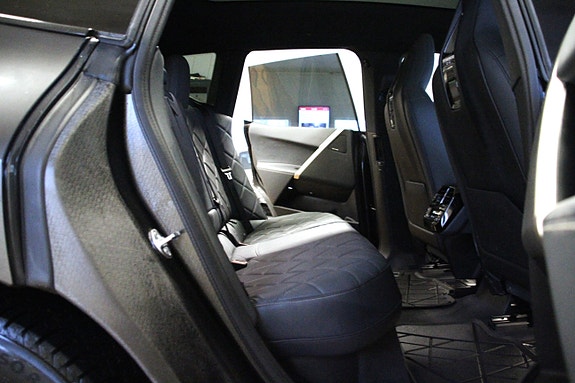 BMW iX 30 of 30
