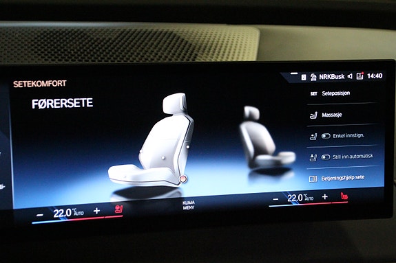 BMW iX 27 of 30