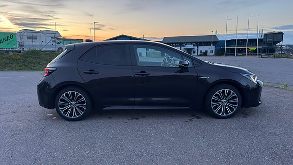 Toyota Corolla 28 of 30