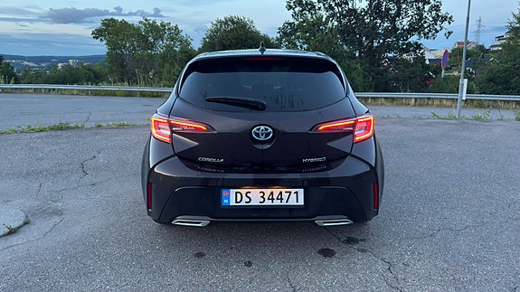 Toyota Corolla 24 of 30