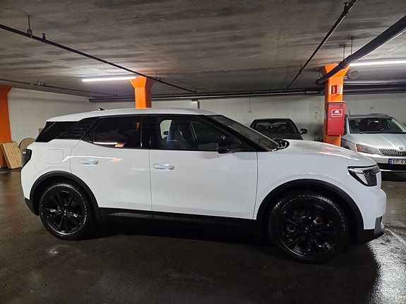 Ford Explorer 6 of 15