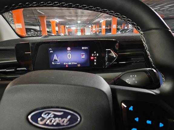 Ford Explorer 13 of 15
