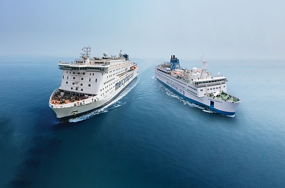 Verdens største sivileide sykehusskip: "Global Mercy" & "Africa Mercy". Flytende sykehus som gir gratis kirurgi til mennesker uten tilgang til helsehjelp.