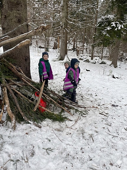 På tur i nærskogen