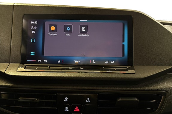 Volkswagen Caddy Maxi 16 of 30