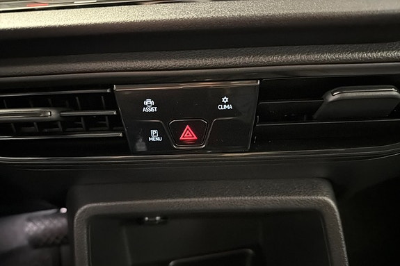 Volkswagen Caddy Maxi 17 of 30