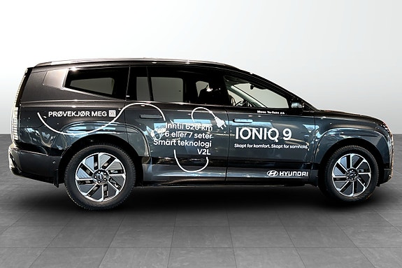 Hyundai Ioniq 9 2 of 5