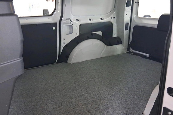 Volkswagen Caddy Maxi 6 of 19