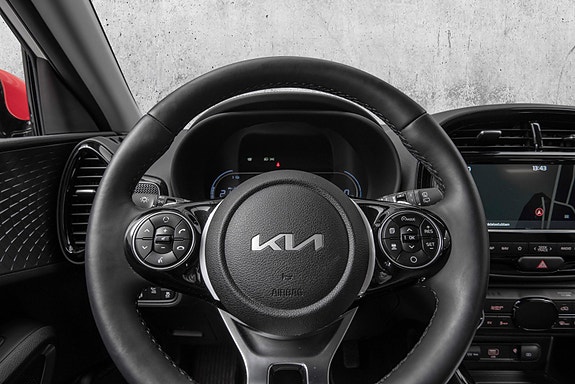 Kia e-Soul 19 of 29