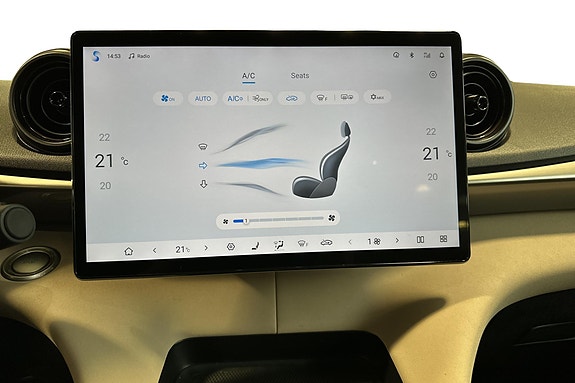 BYD Dolphin 11 of 18