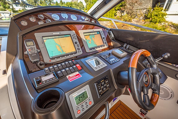 "NORSK" SUNSEEKER 53 PORTOFINO D12 800, 750 TIMER, INNBYTTE VURDERES! 18 of 30