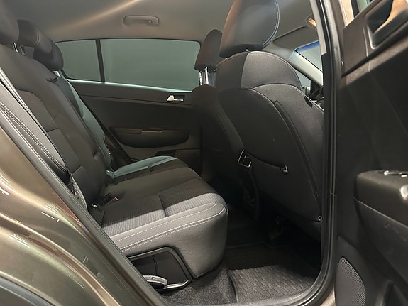 Kia Sportage 15 of 30