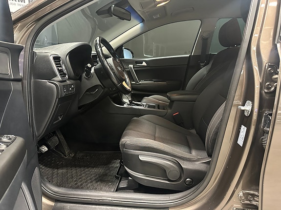 Kia Sportage 12 of 30
