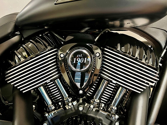 INDIAN Chieftain Dark Horse 5 of 5